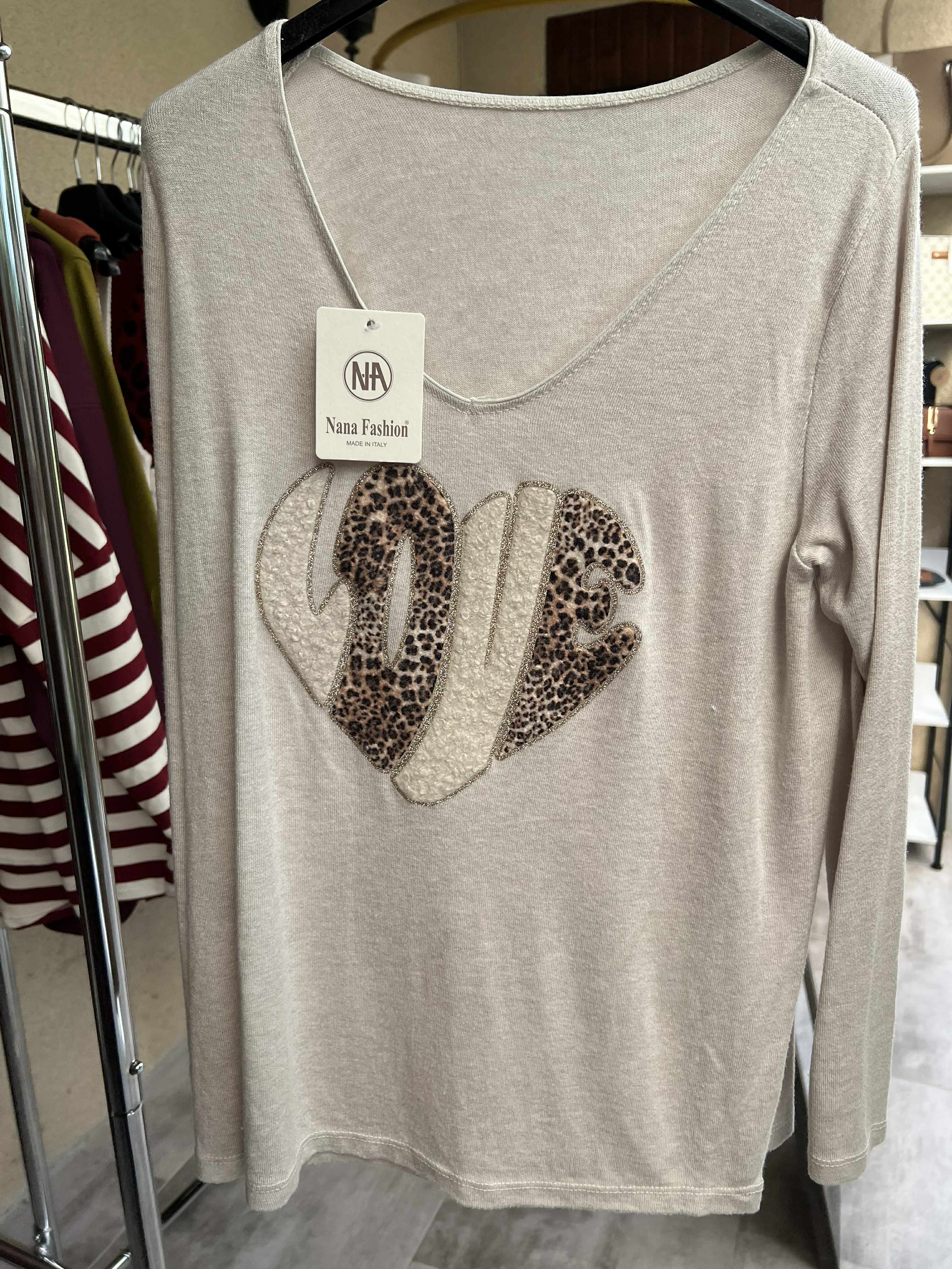 pull fin LOVE taille unique de 36 a 42