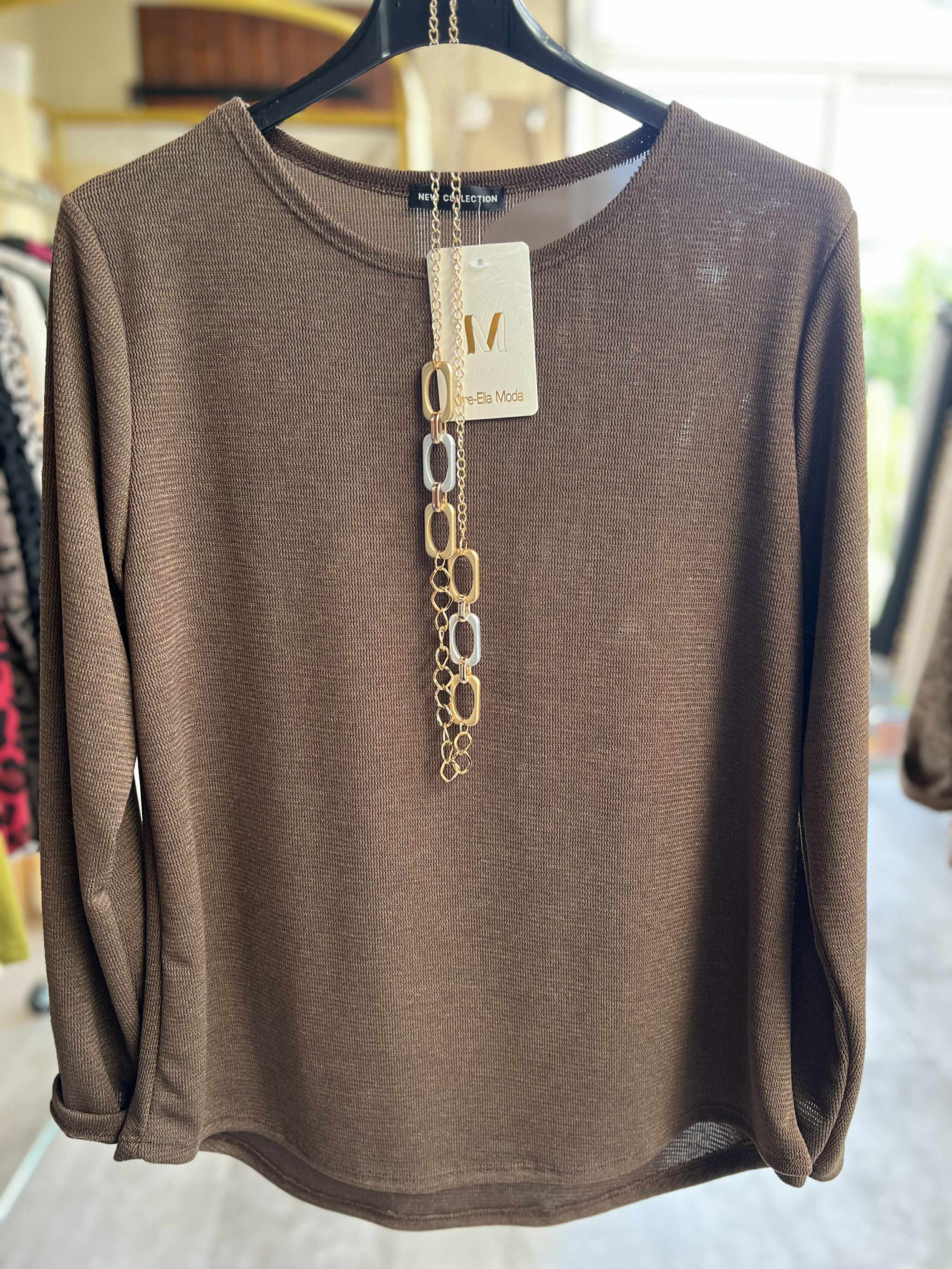pull avec collier taille unique 36 a 40