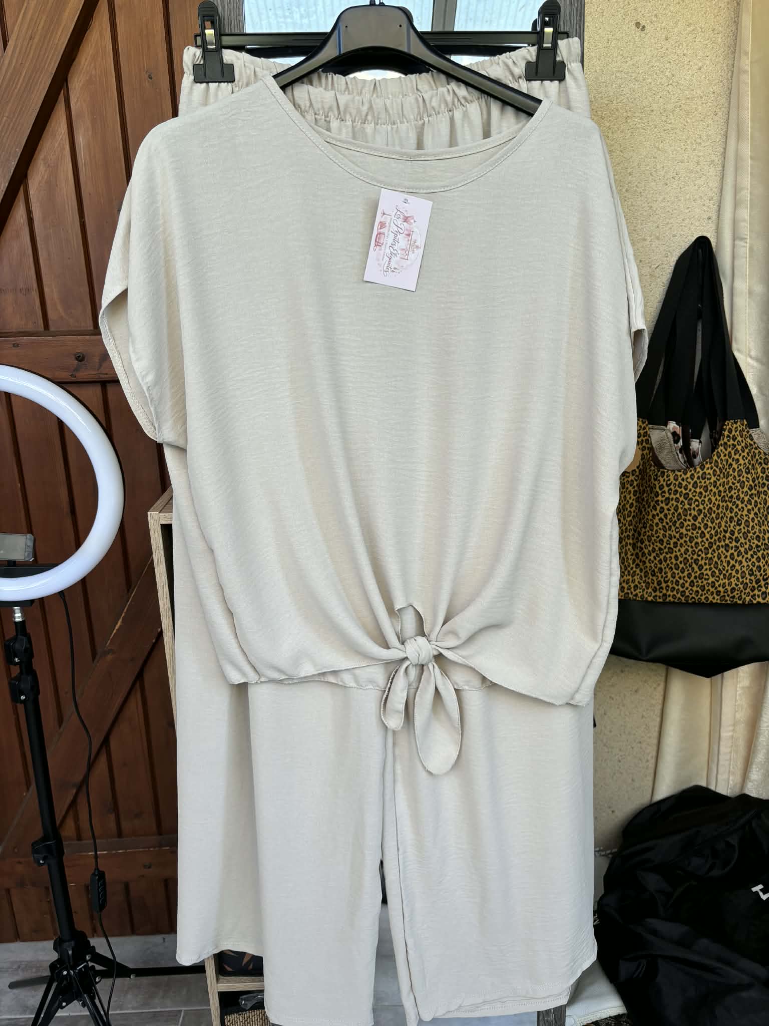 REF 39 Ensemble fluide – Style lumineux et confort absolu