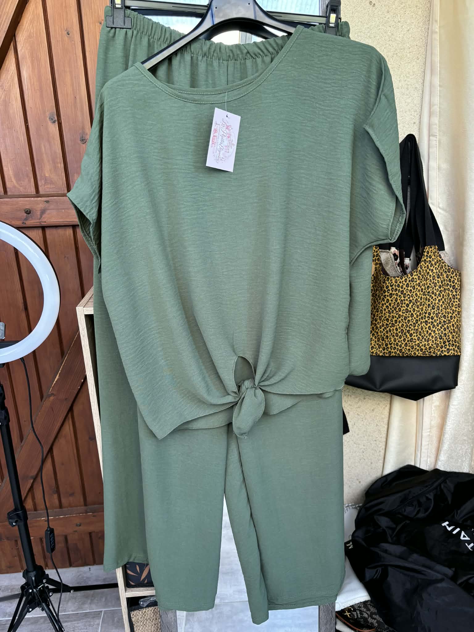 REF 39 Ensemble fluide – Style lumineux et confort absolu