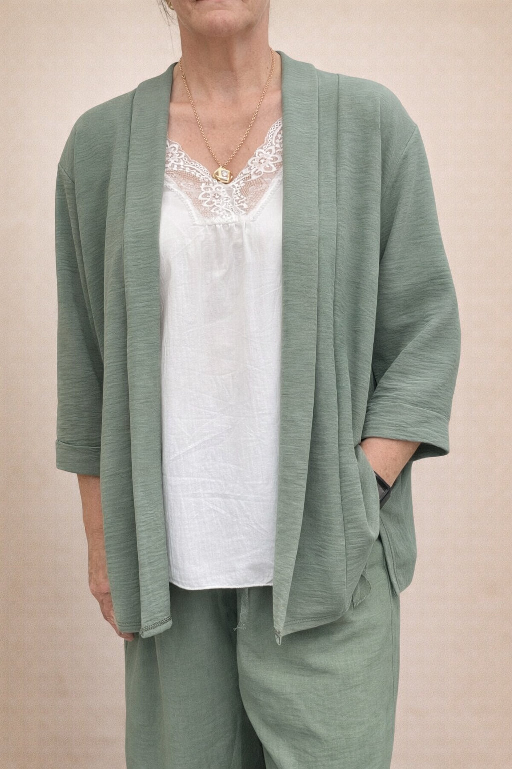REF 28 blazer fluide blanc – Simplicité & élégance intemporelle