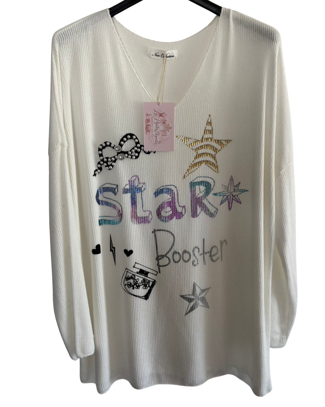 REF 12 Pull  en maille fine, coupe fluide et confortable.