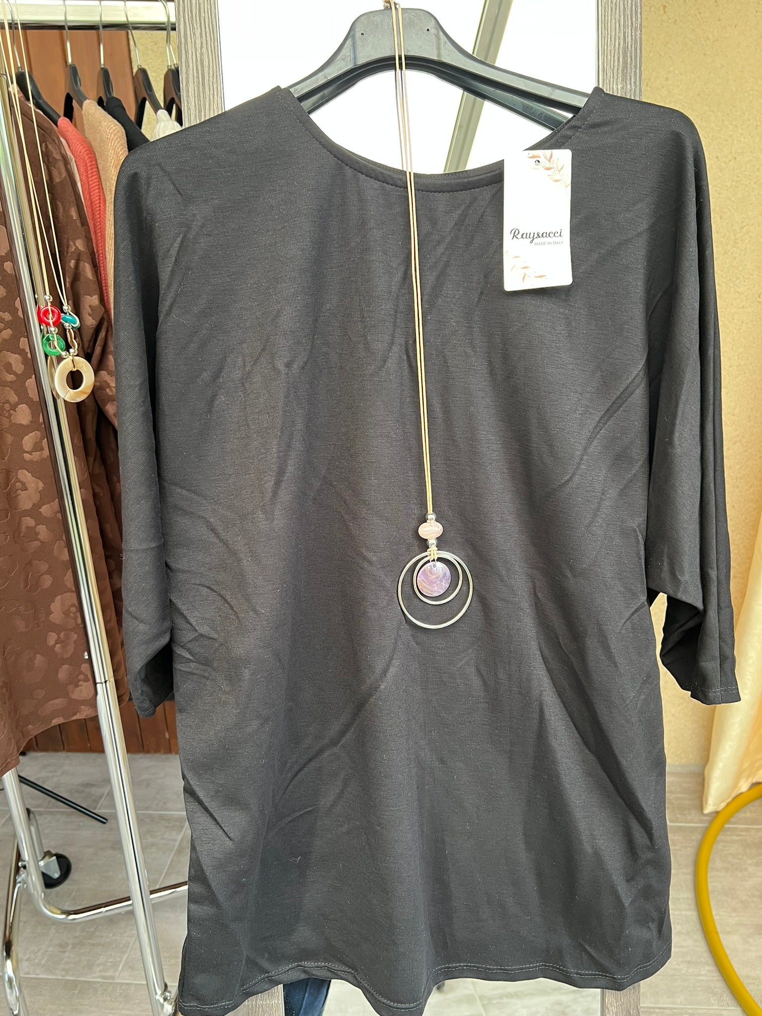 haut avec collier taille unique 38 a 42