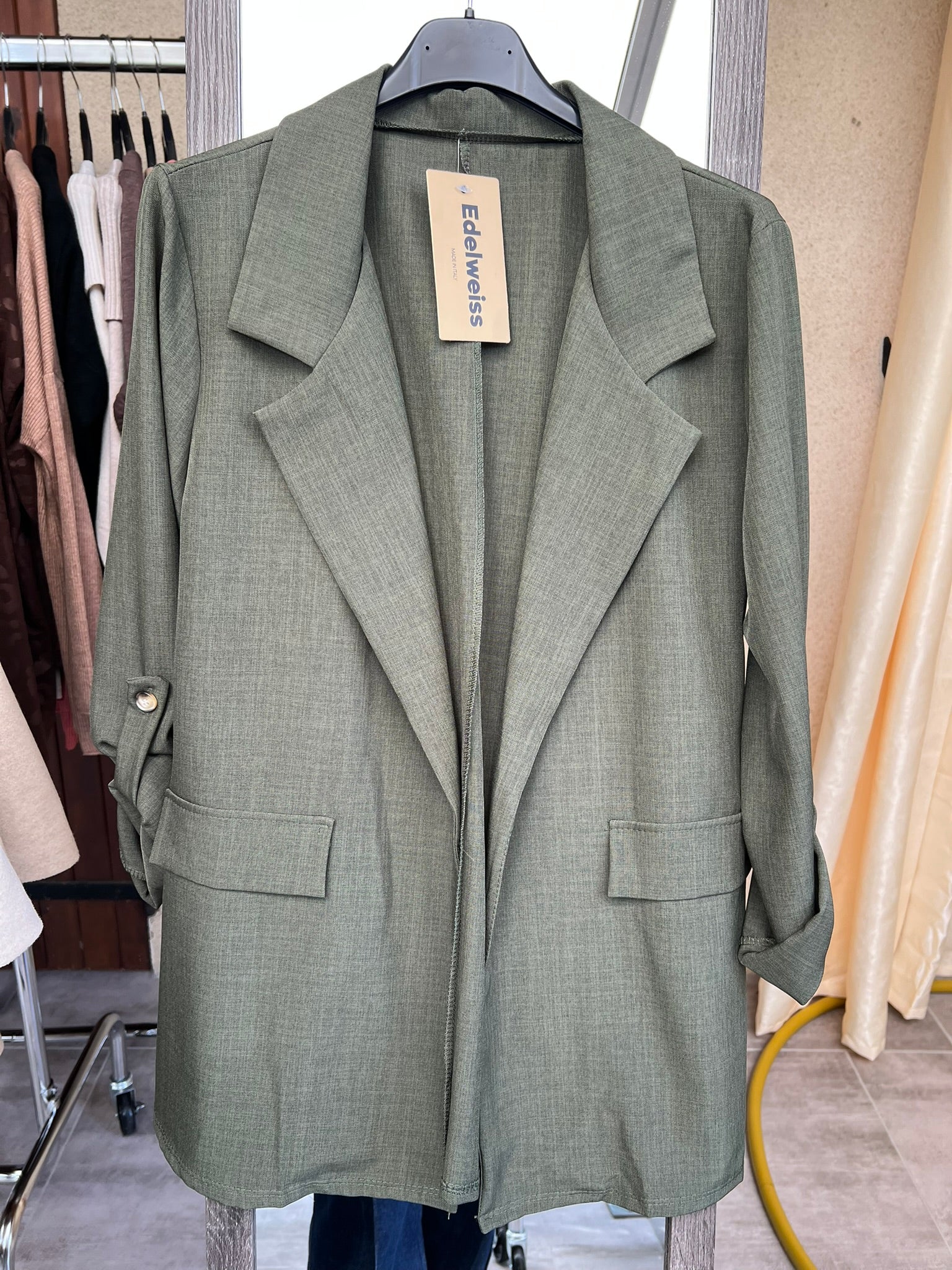 veste ouverte fine taille 36/40